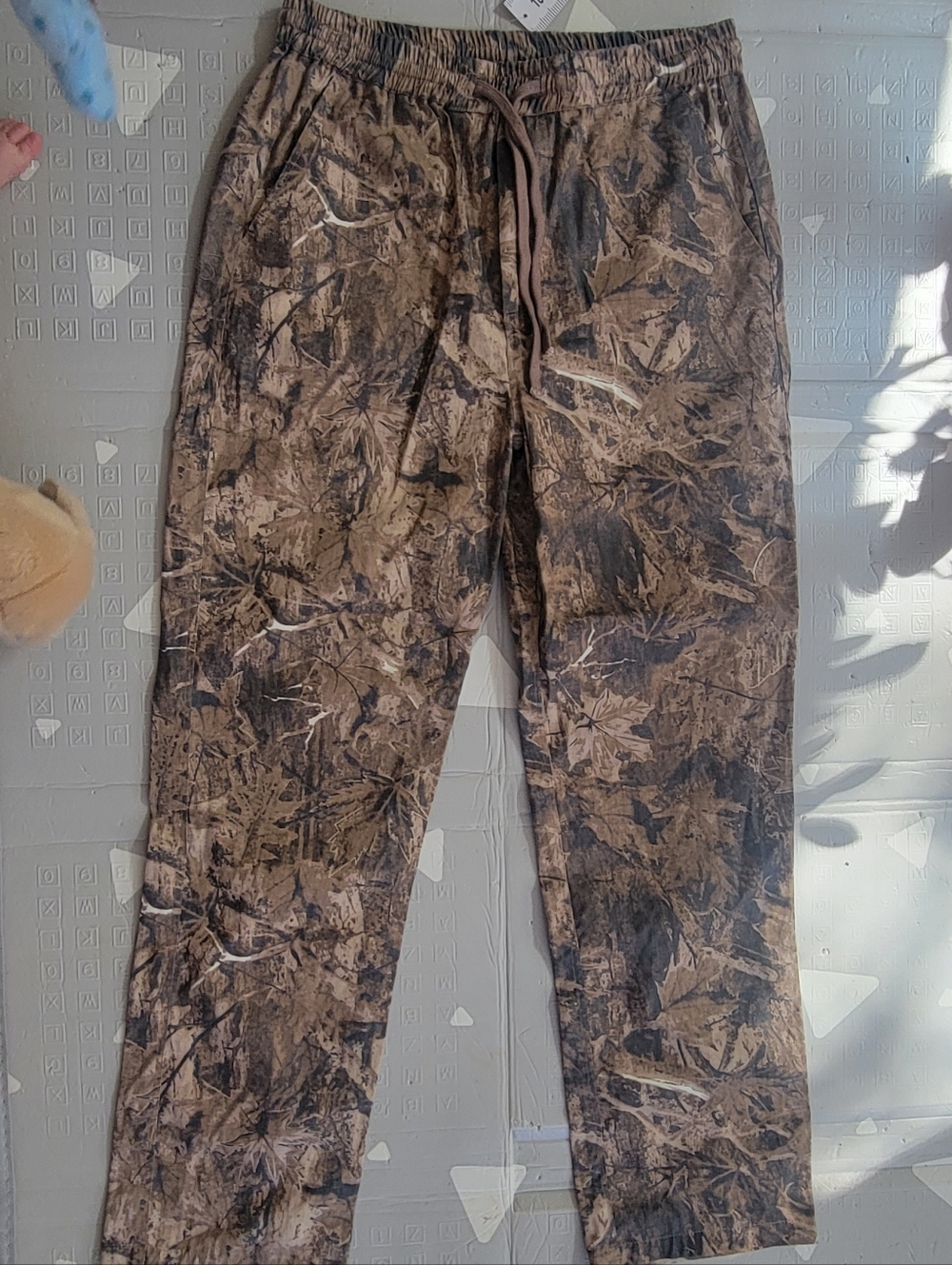 NWT Women's Brown Camo Drawstring Pants